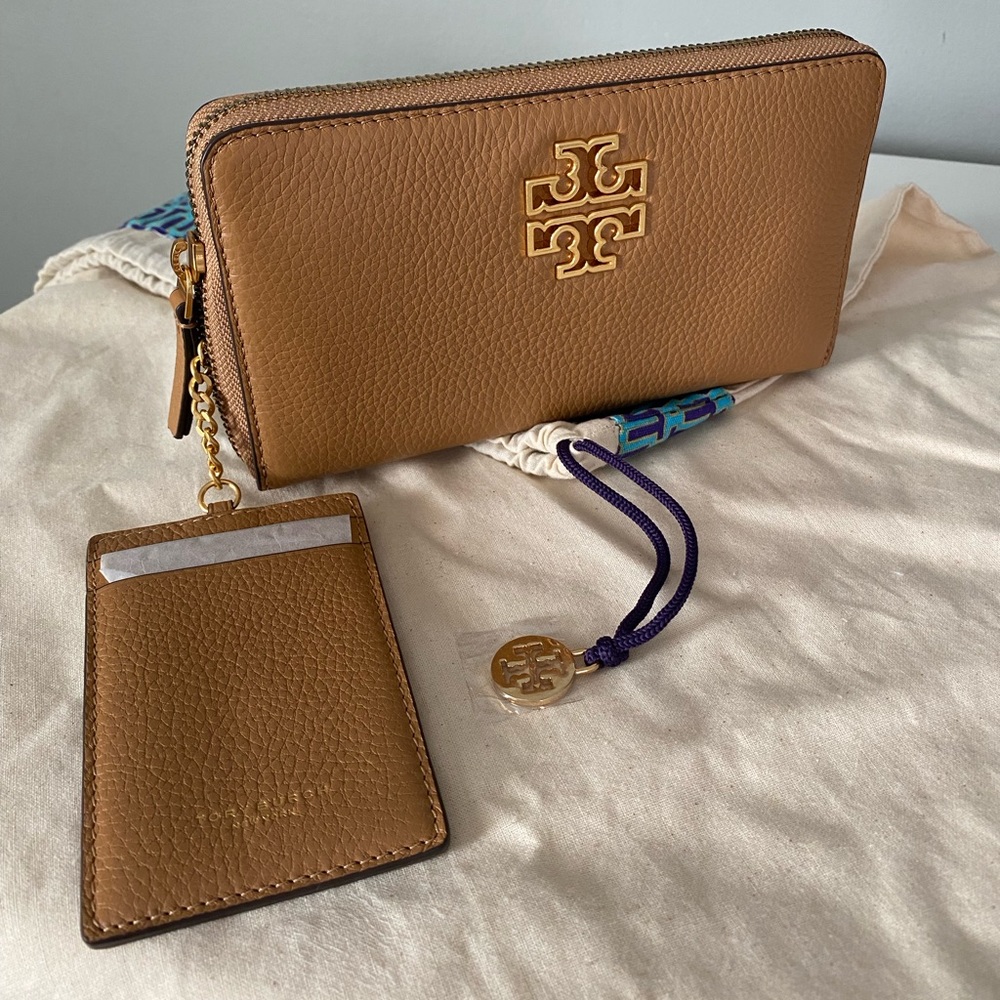 Tory Burch Britten Wallet